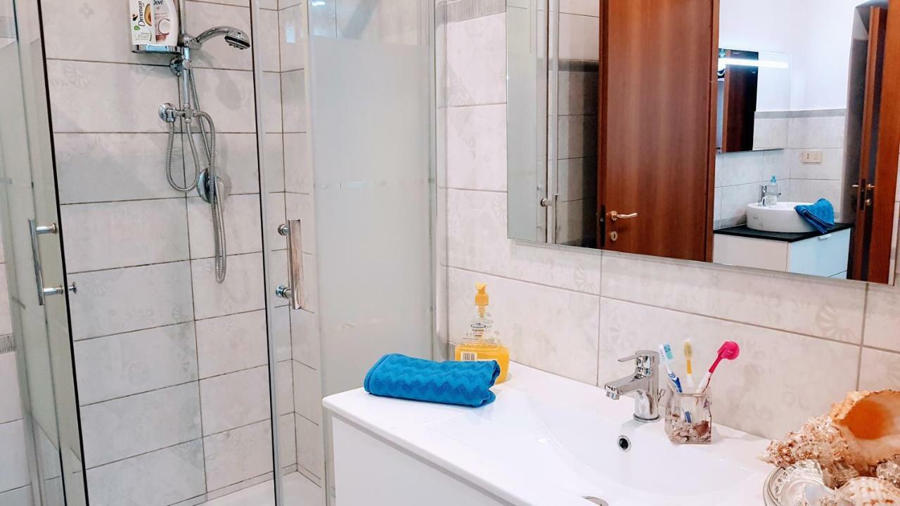 사보나 Appuntamento Al Porto 빌라 외부 사진